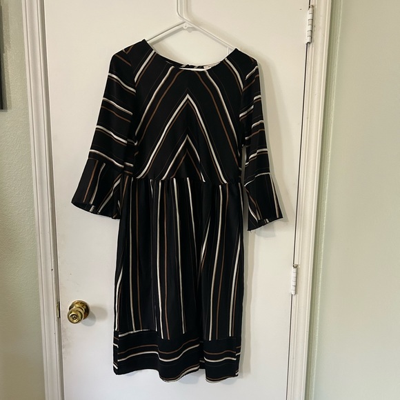 Hailey & CO. Dresses & Skirts - Hailey & Co. Dress. Black, Gold and White.